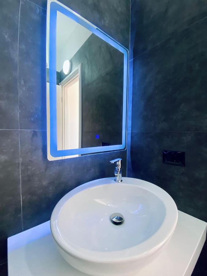 Wild Villa Apartments Sarandë 外观 照片