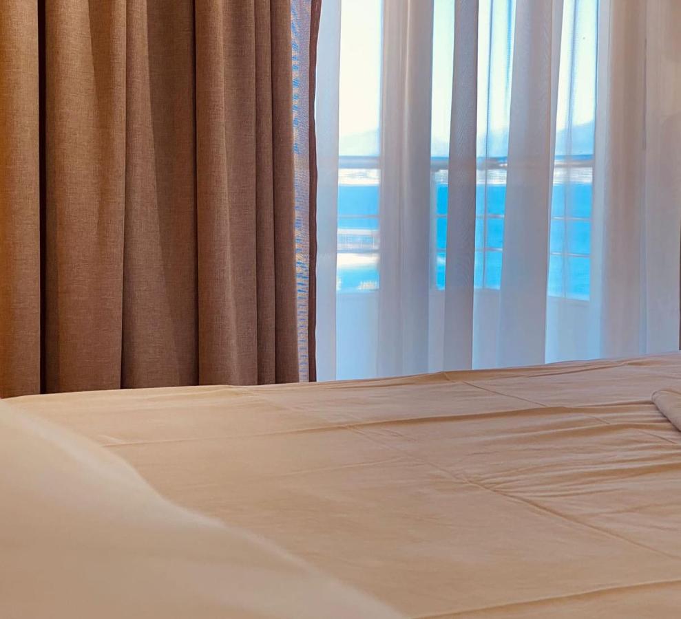 Wild Villa Apartments Sarandë 外观 照片